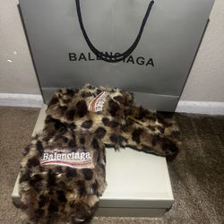 Leopard balenci slides