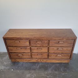 9-Drawer Solid Oak Wood Dresser. Great condition. $30.00..When it's SOLD. It will say SOLD. Otherwise it's still available.