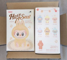 Labubu Pop Mart ZIZI Brand New Have A Seat Purple Brand New 