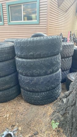 Tires set of four Goodyear, 275/70/18