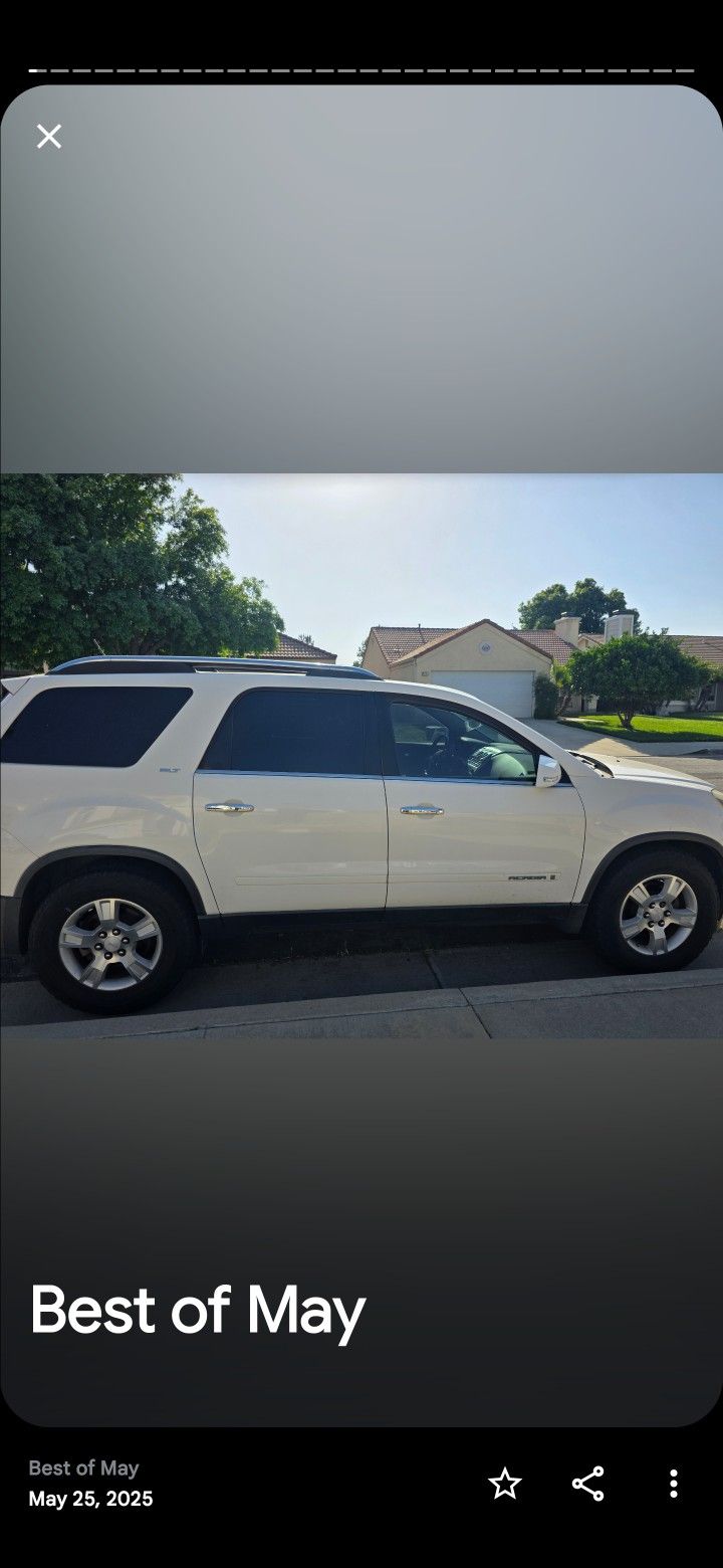 GMC ACADIA SLT 2