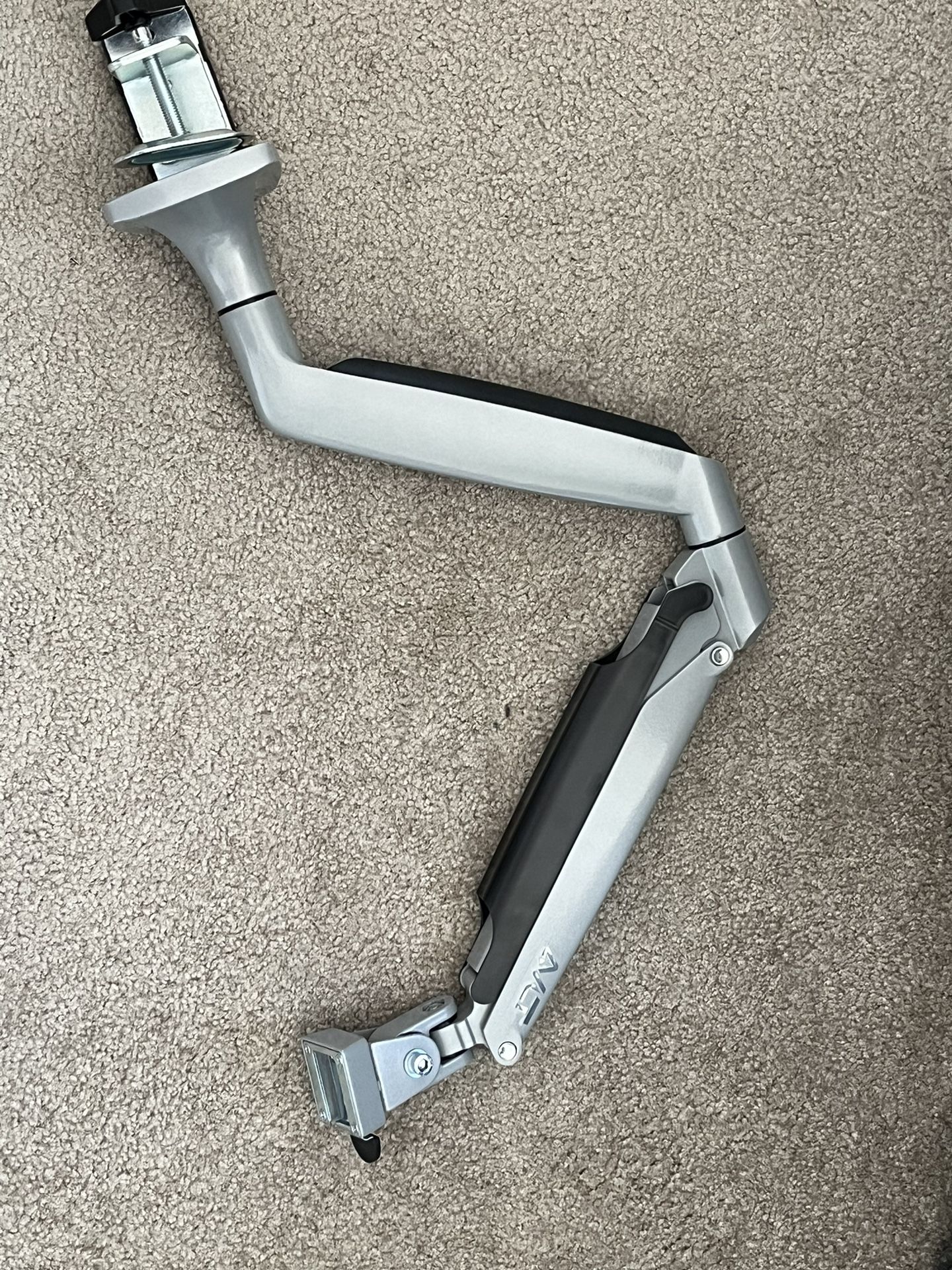 Monitor Arm Desk Mount