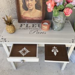 Adorable Small Desk Or Entry Way Table 