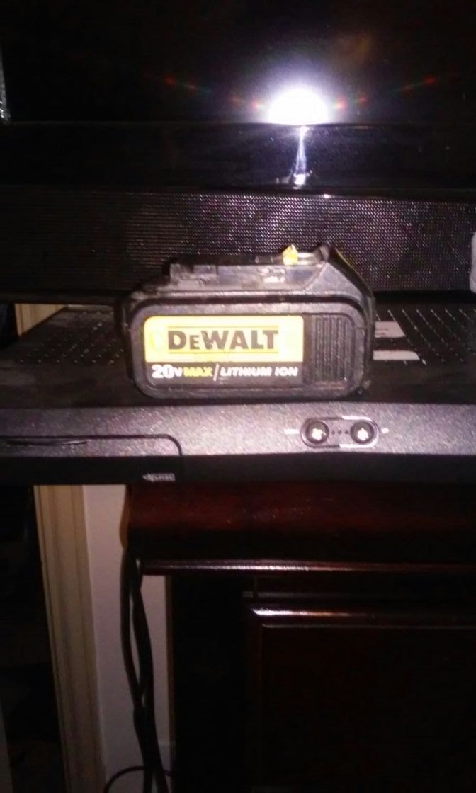 Pila siminueba DewAlt. 20V max lithiumion