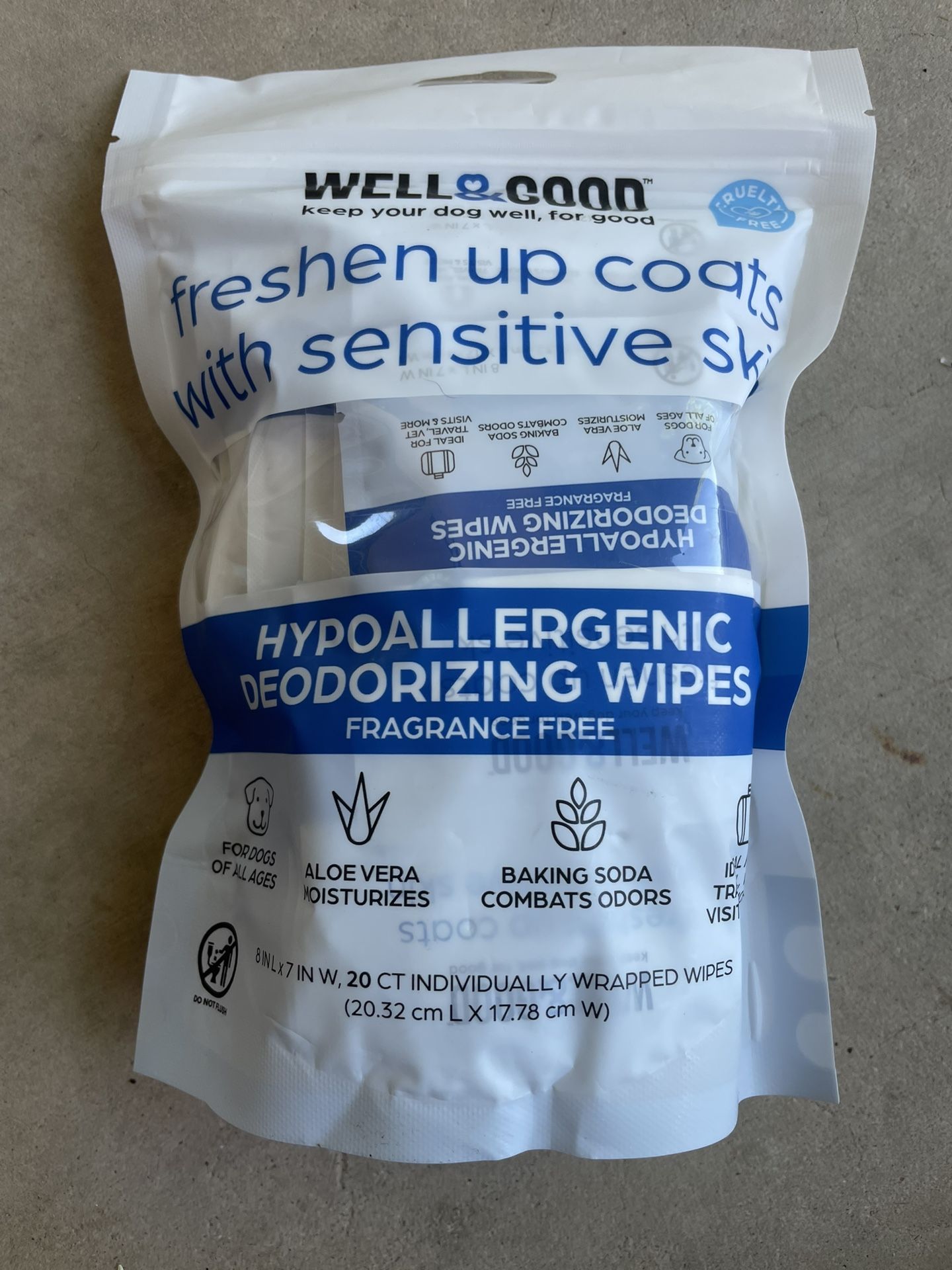 Hypoallergenic Deodorizing Pet Wipes