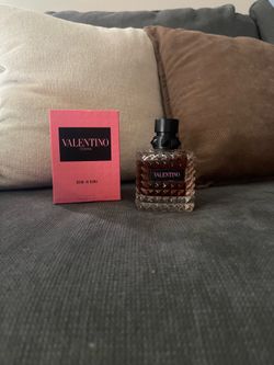 Brand new VALENTINO Donna Born in Roma throw offers