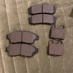 3 DIFFERENT SETS OF BRAKE PADS