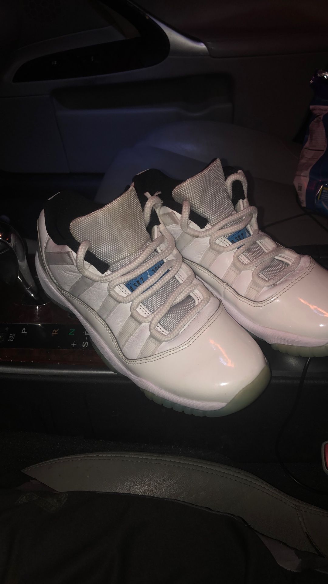 Size 7youth Legend Blue 11 Jordan Lows