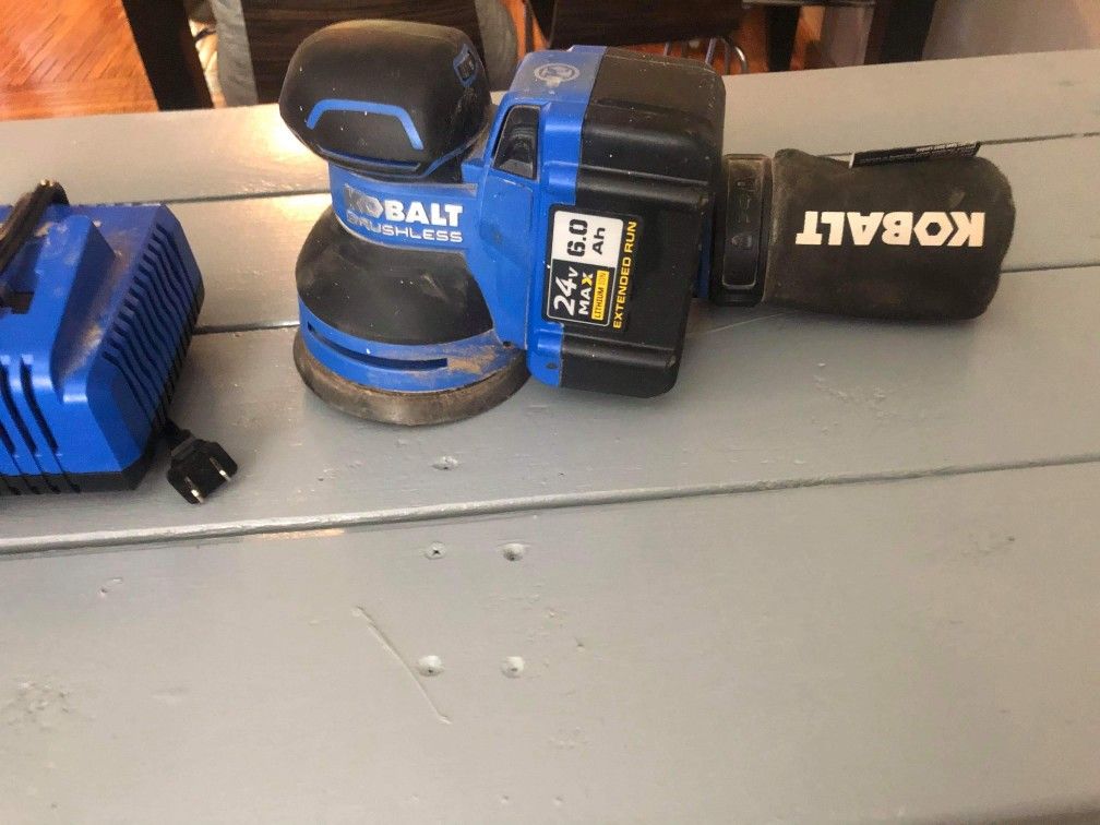 Kobalt Orbital Sander & Battery for Sale in Lansing, MI OfferUp