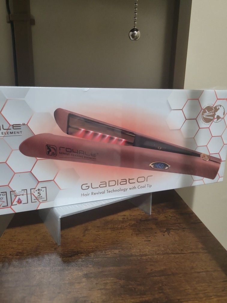 ROYALE GLADIATOR HAIR STRAIGHTENER