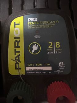 Electric fence energizer patriot PE2 fence energizer 2 miles 8 acres 120 V