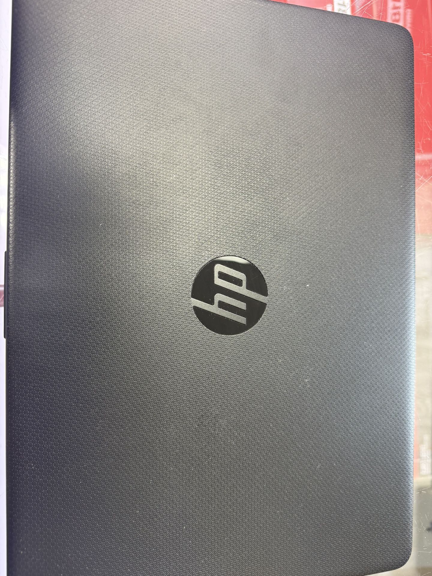 HEWLETT PACKARD LAPTOP