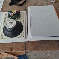 Inside Or Outside Speakers And Great Conditions Have Eight In Total