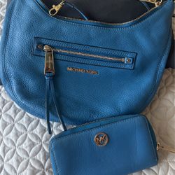 Mk Médium Pebbled Shoulder Leather  Bag & Wallet