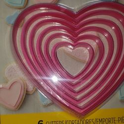 Nesting Plastic Cookie Cutter Set 6/Pkg-Hearts, Pk 6, Wilton