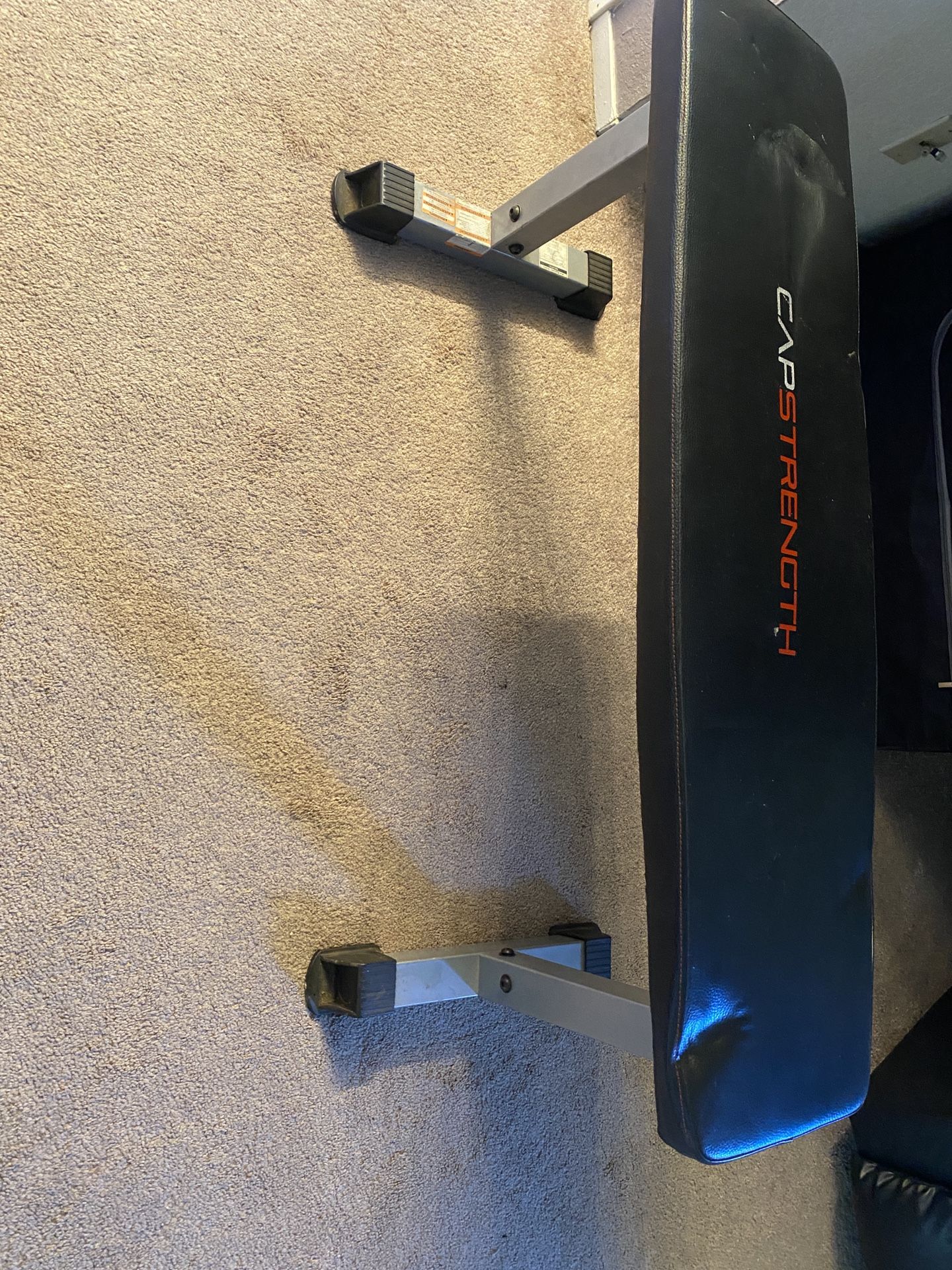 Cap Strength Workout Bench