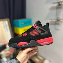 Air Jordan 4 “Red Thunder”