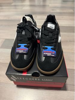 SKECHERS