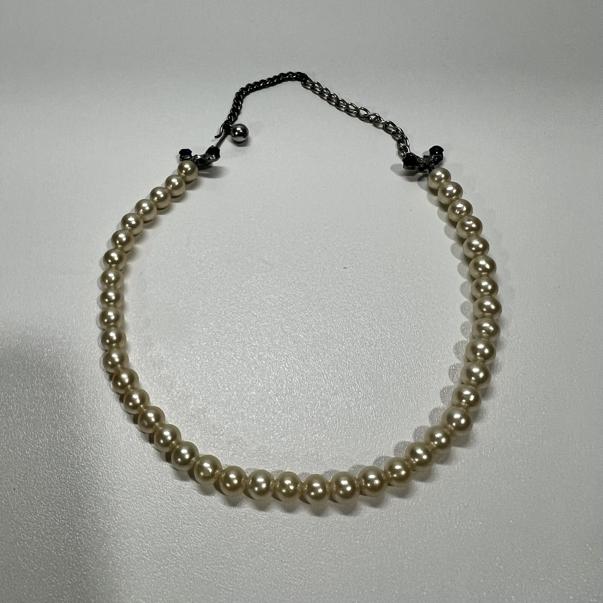 Vintage pearl vintage look choker necklace Rare choker