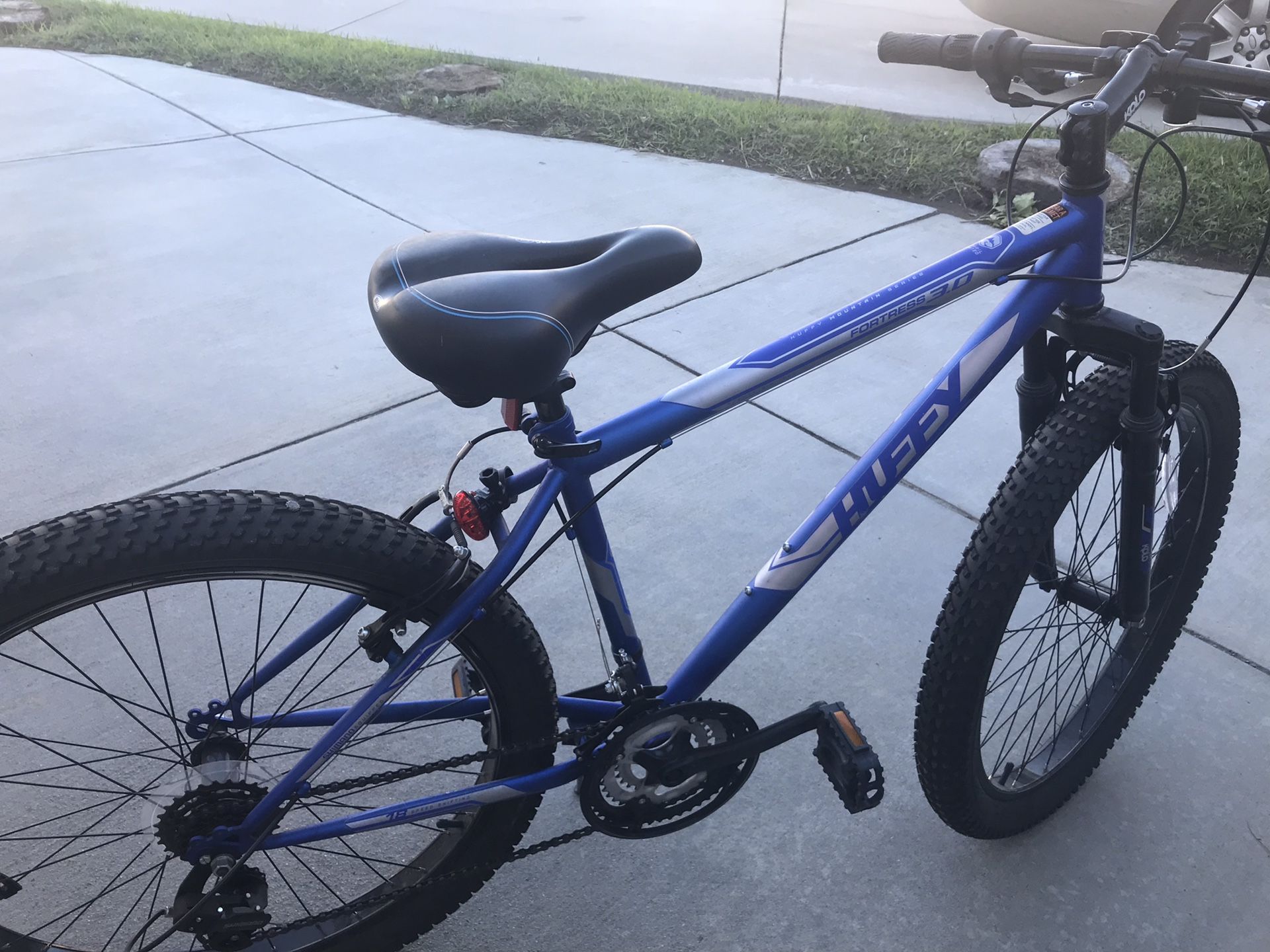 Huffy 3.0 fortress online mountain bike