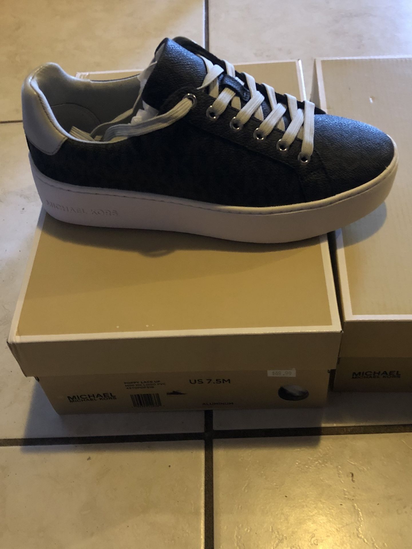 SIZE 6 AND 7 MICHAEL KORS GRAFFITI MK BRAND NEW