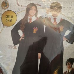 Harry Potter robe and Tie Halloween Costume