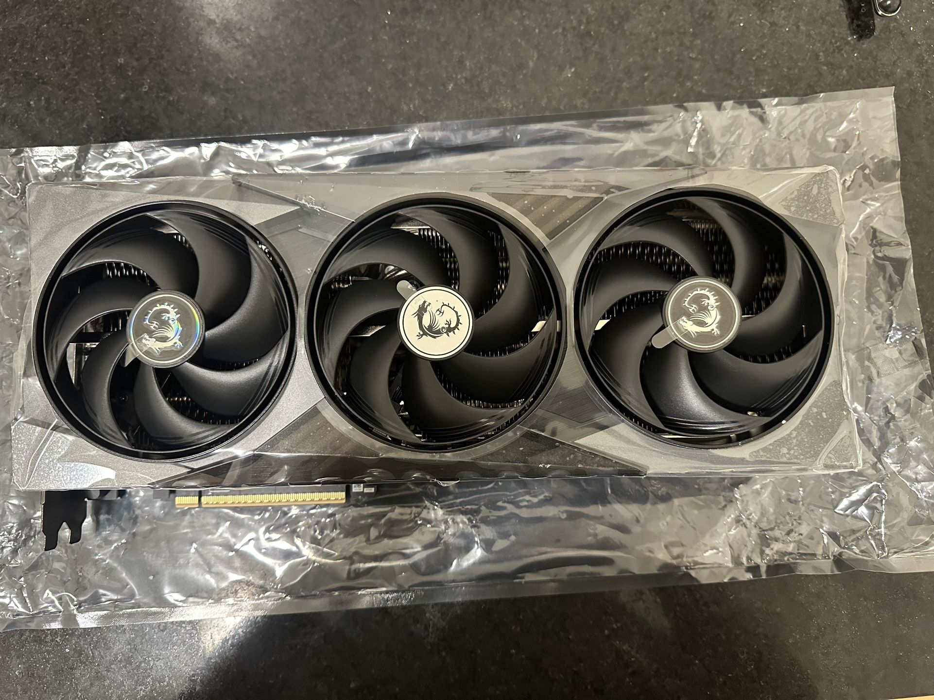 MSI RTX 5090 Gaming Trio