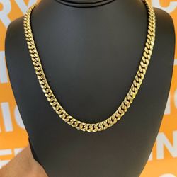 Jewelry 14k hollow Yellow Gold   Cuban link 28” Chain necklace 46.20 grams 7.50mm