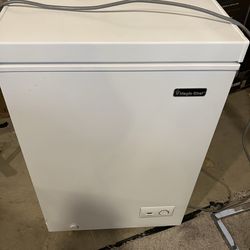 Magic Chef Deep Freezer W/Dent On Side At Bottom(See & Click On Pictures). Still Works And Clean