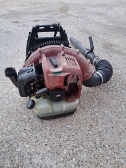 Red max backpack leaf blower