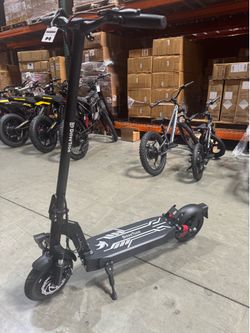 Long-range electric scooter
