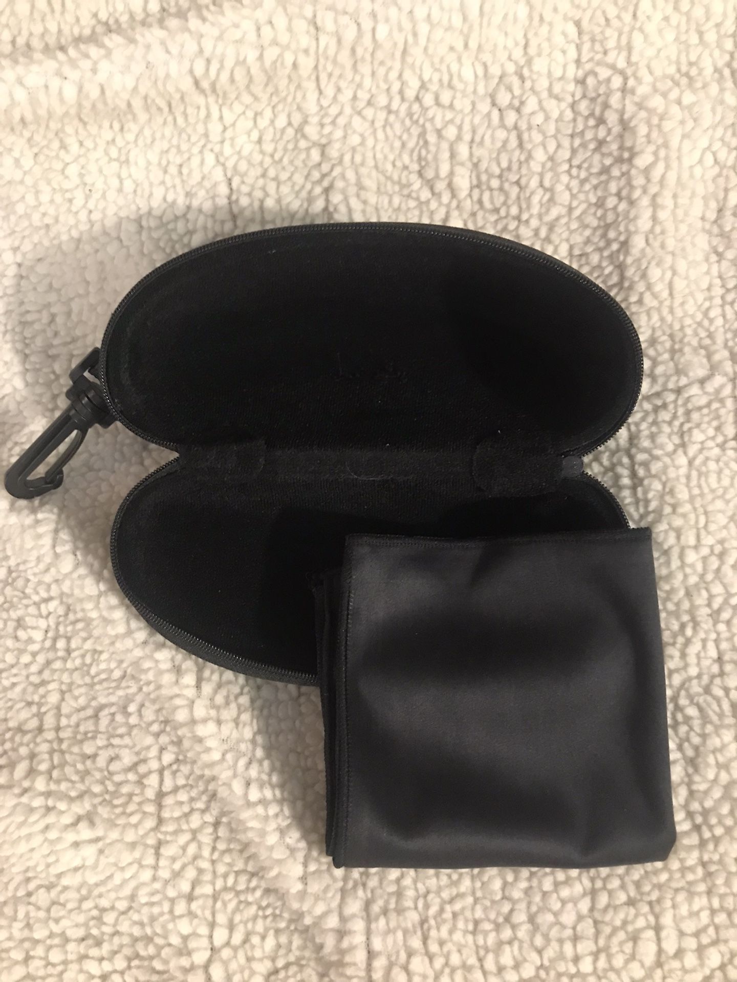 Eva hard shell Sunglasses Case w/ Cleaning Cloth