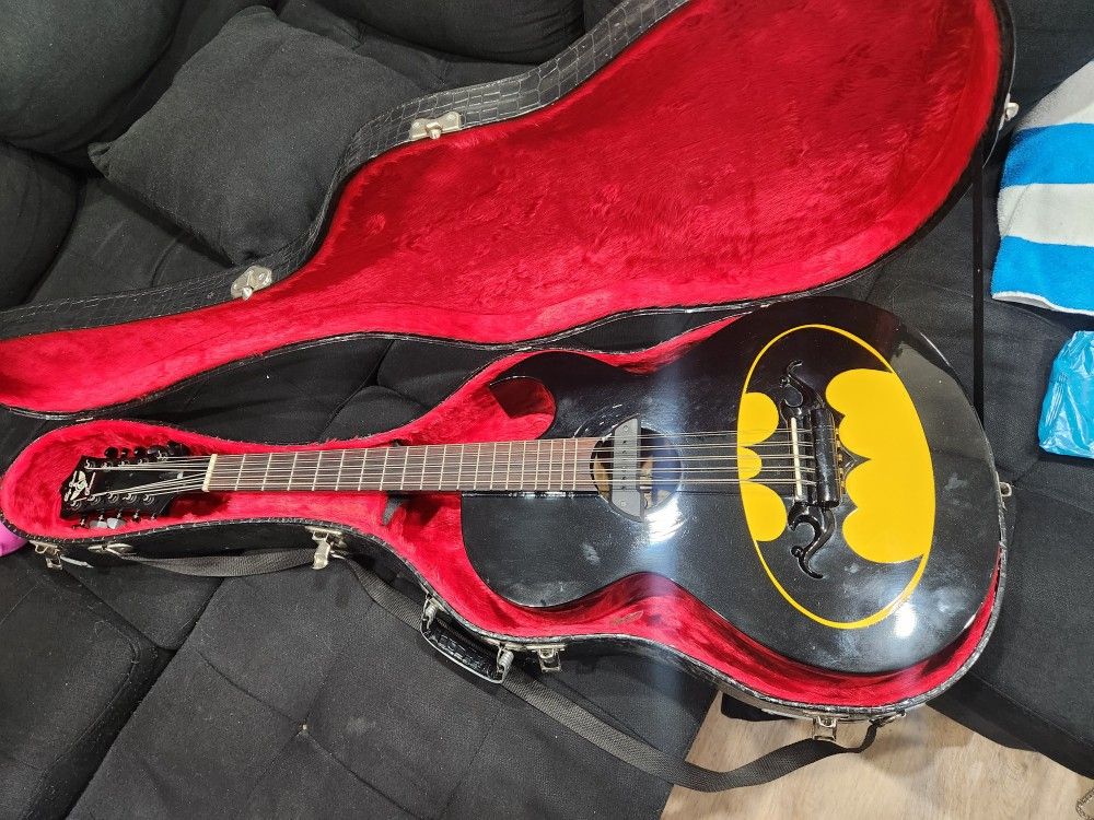 Bajo Quinto Custom Made
