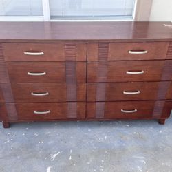 dresser, with 8 dressers 