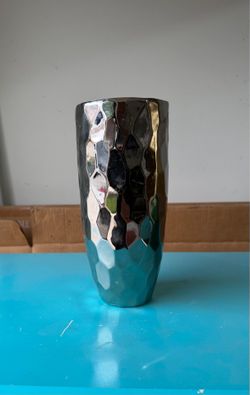 Charcoal / silver colored vase