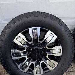 2025 GMC Sierra 2500HD Rims and Tired 