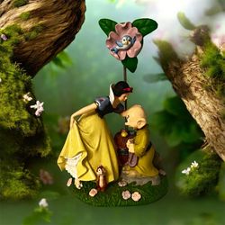 Disney - Snow White & The Seven Dwarfs w Dopey-5 3/8"