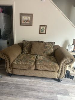 Love seat