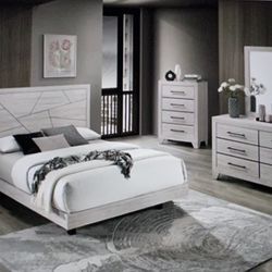 Brand New Queen 4 Piece Bedroom Set In Light Gray Color.
