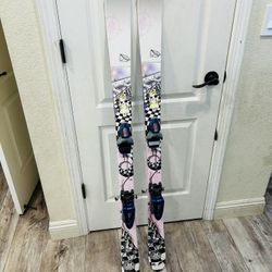 K2 SKIS WITH BINDINGS 137cm