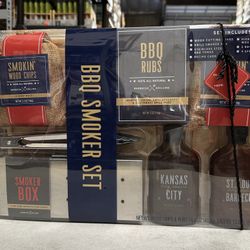 BBQ Smoker Gift Set Brand New In Box