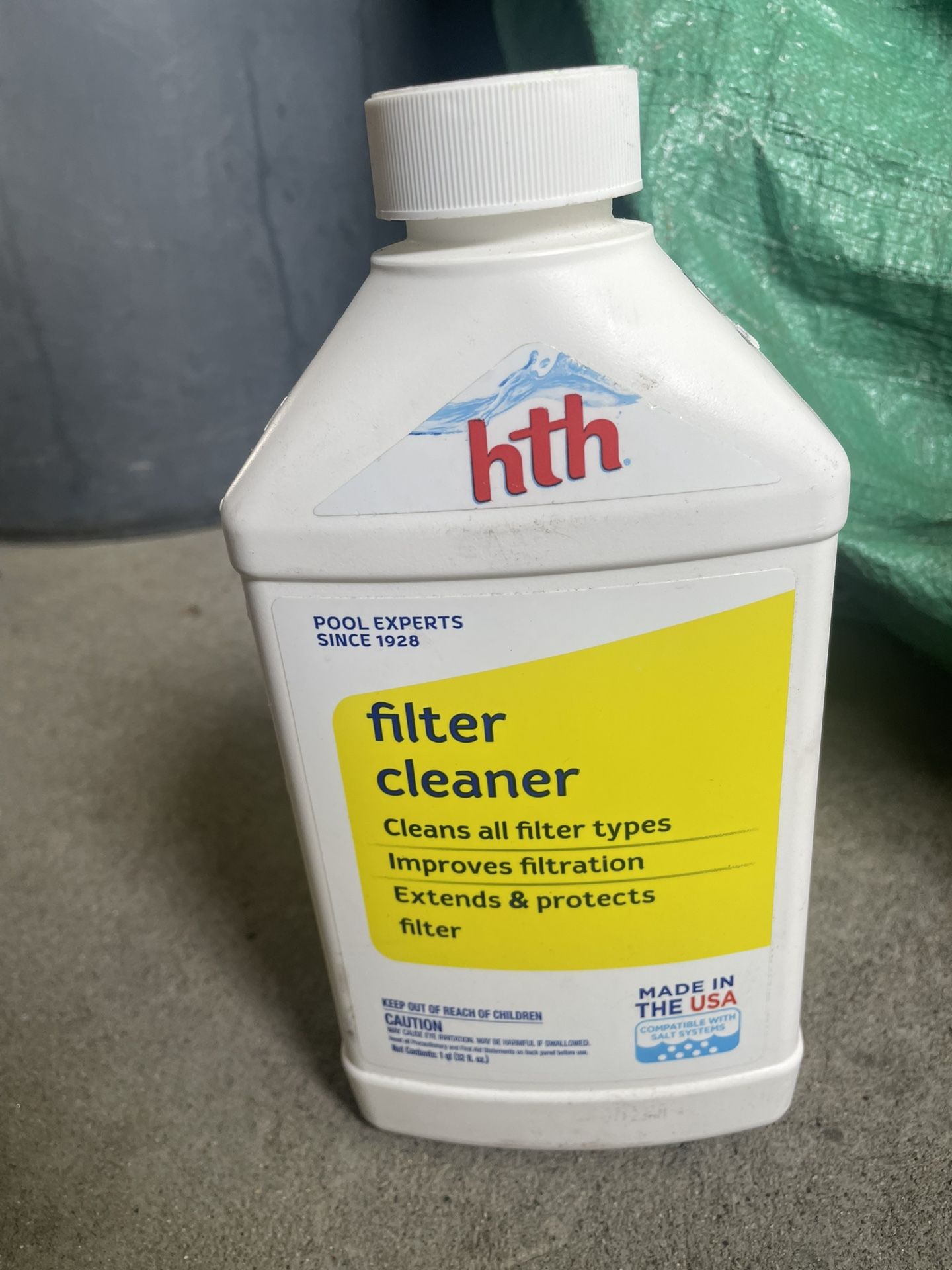 HTH Pool Filter Cleaner