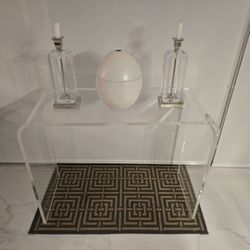 VINTAGE 1907'S LUCITE CONSOLE TABLE WATERFALL STYLE  MCM POST MOD CLEAR NICE TV STEREO STAND S