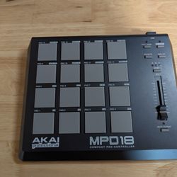 
Akai MPD18 MIDI Pad Controller