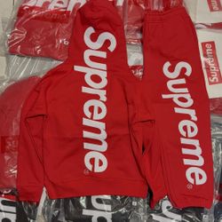 Supreme Hoodies Set