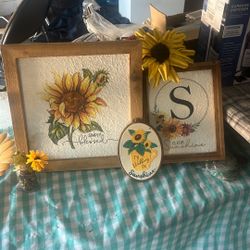 Sunflower bathroom decor