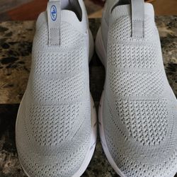 Athletic Memory Foam Men's Shoes size9.5