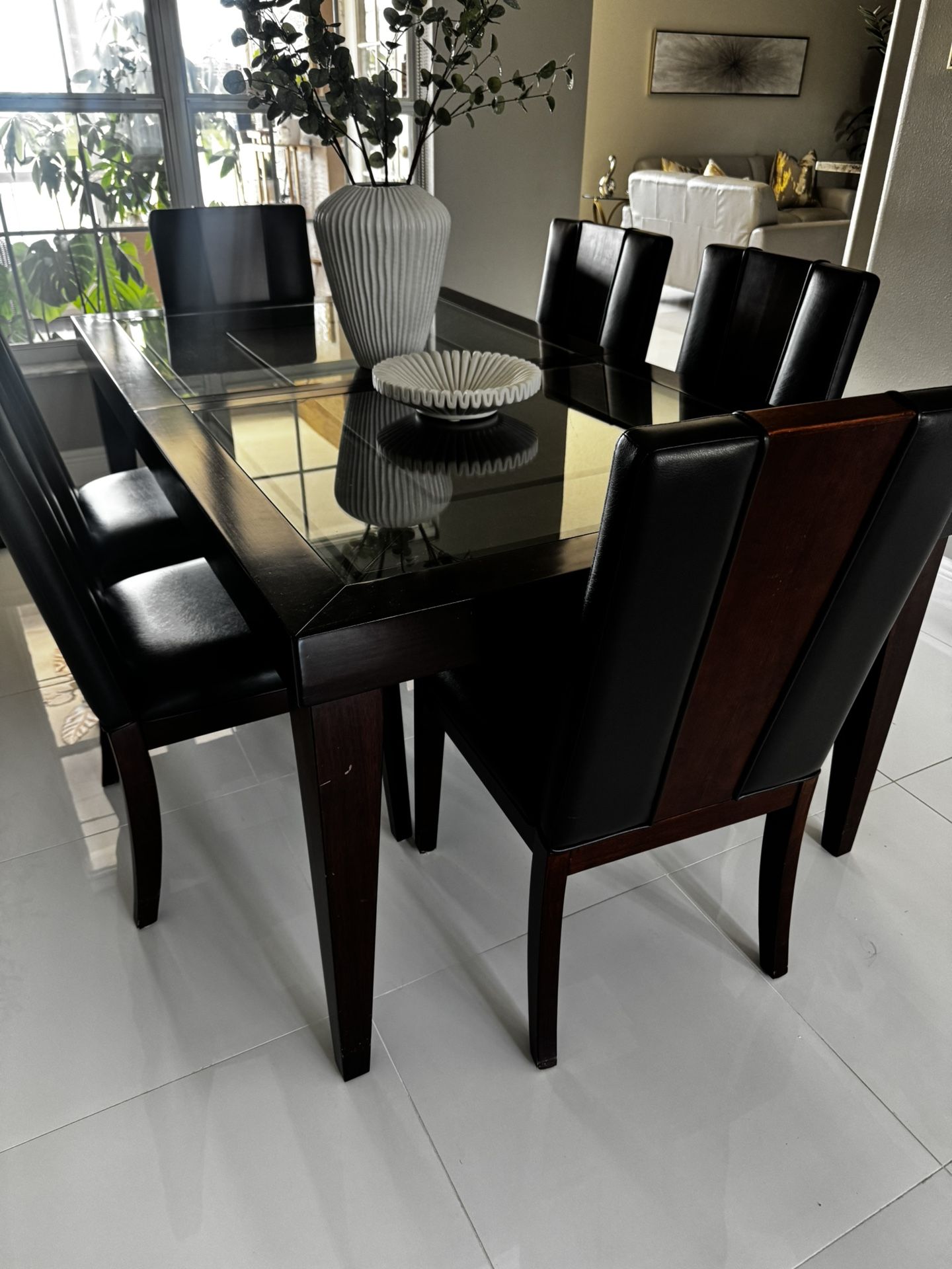Beautiful Dining Set Table