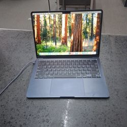 MacBook Air 2025 13"
