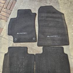 2021-2025 Hyundai Elantra Genuine  Carpets Floor Mats Black 